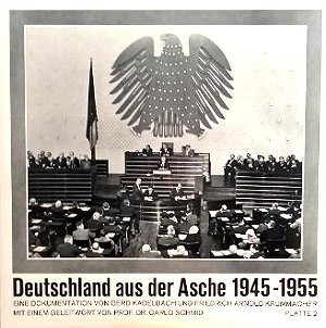 Deutschland aus der Asche - Originalaufnahmen aus den Jahren 1945 bis 1955 (VINYL-BOX). South Africa, Pretoria, Villieria Deutschland aus der Asche - Originalaufnahmen aus den Jahren 1945 bis 1955 (VINYL-BOX). South Africa, Pretoria, Villieria