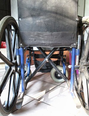 Velcro straps for wheelchairs - A versatile gadget with many applications. South Africa, Pretoria, Villiera Velcro straps for wheelchairs - A versatile gadget with many applications. South Africa, Pretoria, Villiera